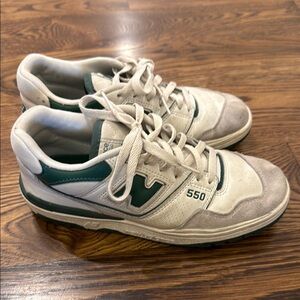 New Balance White and Green Athletic Shoes with Padded Comfort